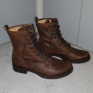 FRYE Vanessa Combat Lace Up Boots sz 8